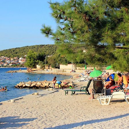 Apartments By The Sea Trogir - 11895 Kültér fotó