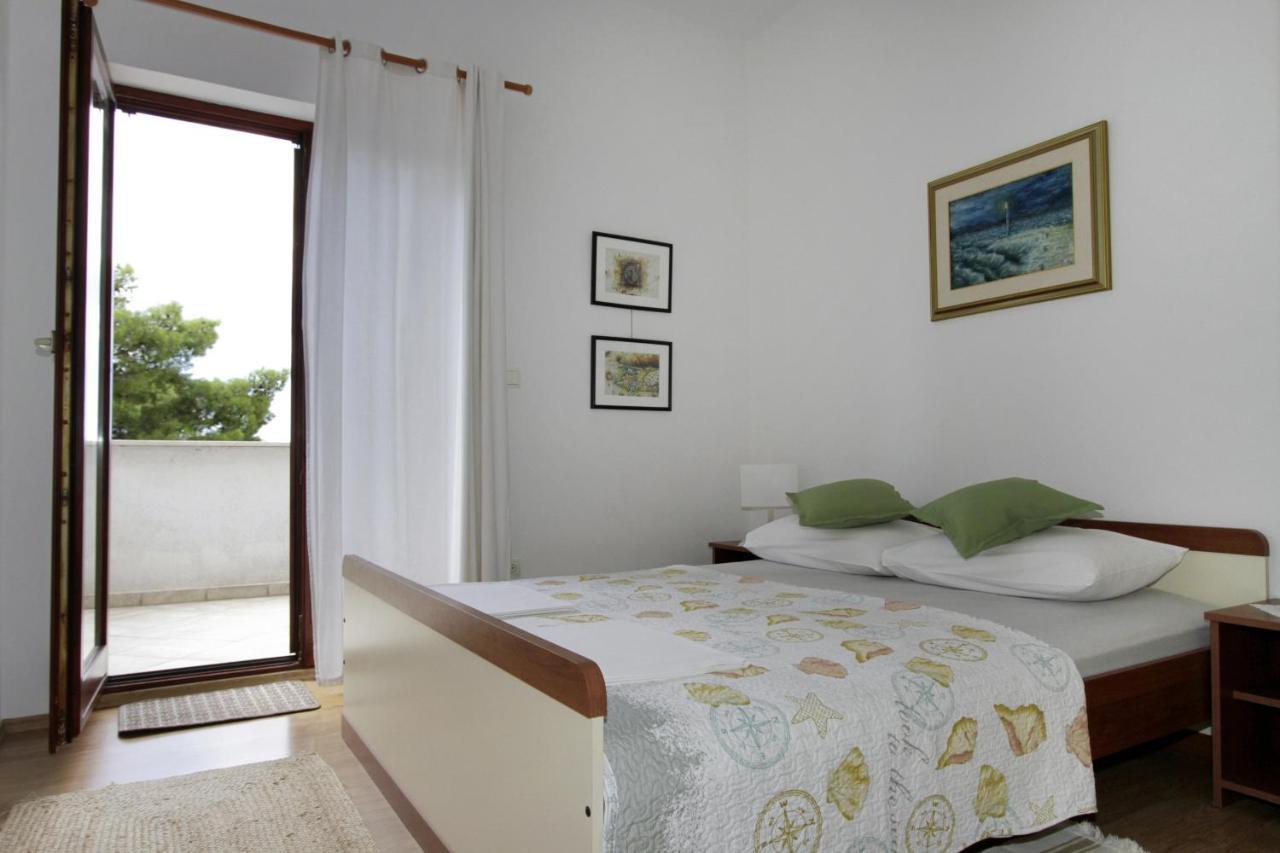 Apartments By The Sea Trogir - 11895 Kültér fotó